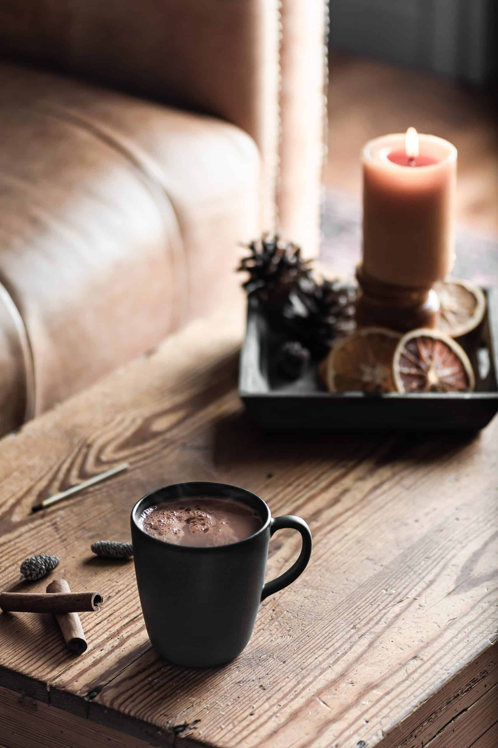 Warming-Scented-Candle-JM